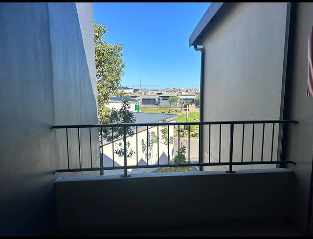 2 BEDROOM APARTMENT FOR SALE IN PARKLANDS NORTH